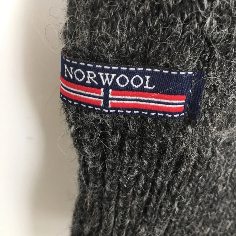 Norwool of Norway Wool Quarter Zip Sweater Gray Moose Print Mens Size Small